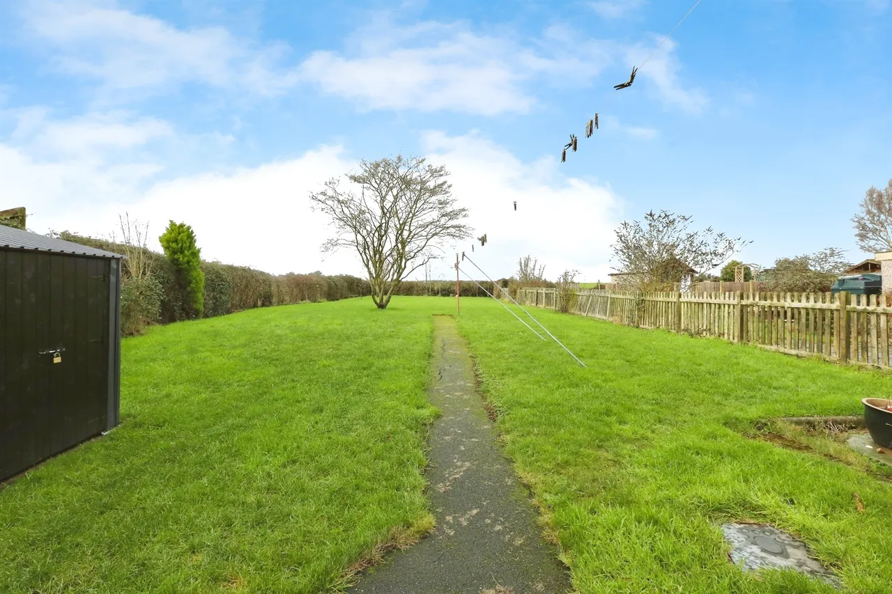 Roberts Close, Ragnall, Newark, photo 11