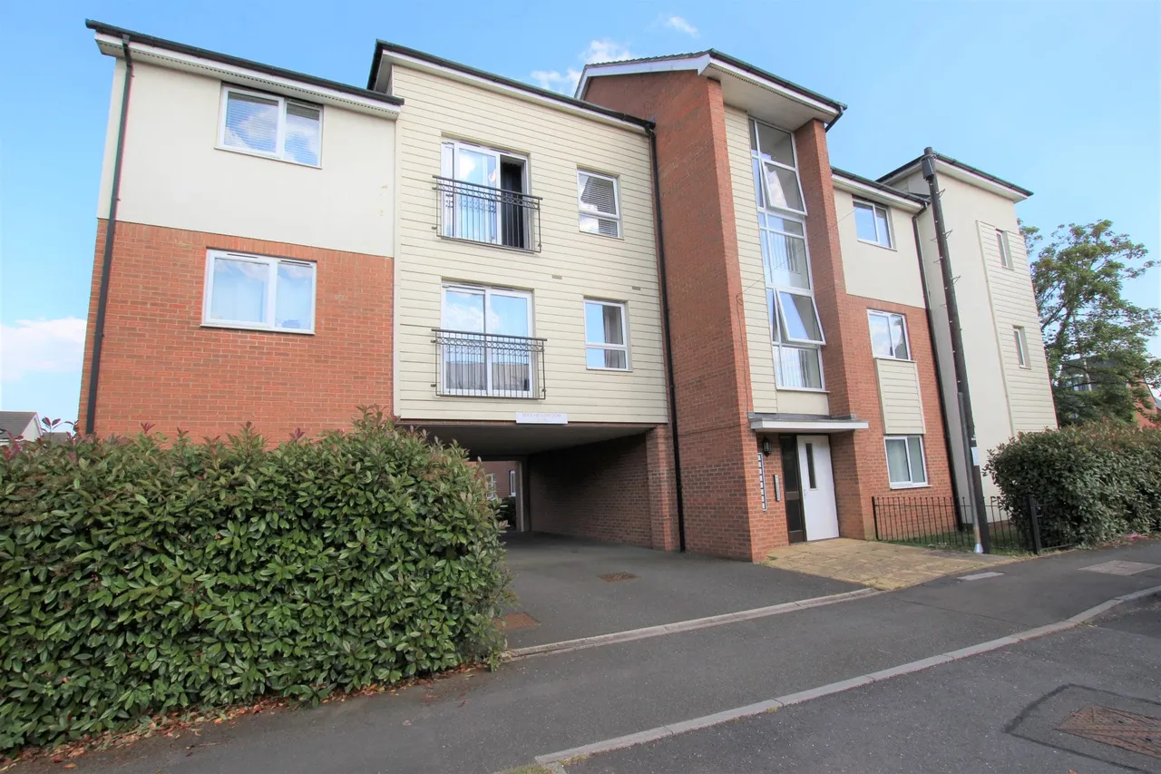 2 bed flat to rent — Flat 4, Carinthia House, Milton Keynes, 31 Broughton Grounds Lane, MK10 7FD