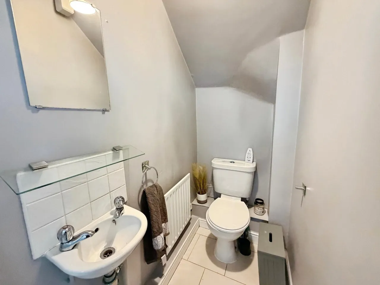 18 Glyn Garfield Close, Neath, SA11 2JR, photo 8