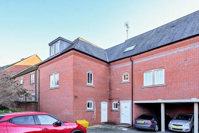Bridge Court, Causeway, OX16, photo 10