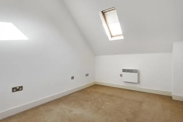 Bridge Court, Causeway, OX16, photo 7