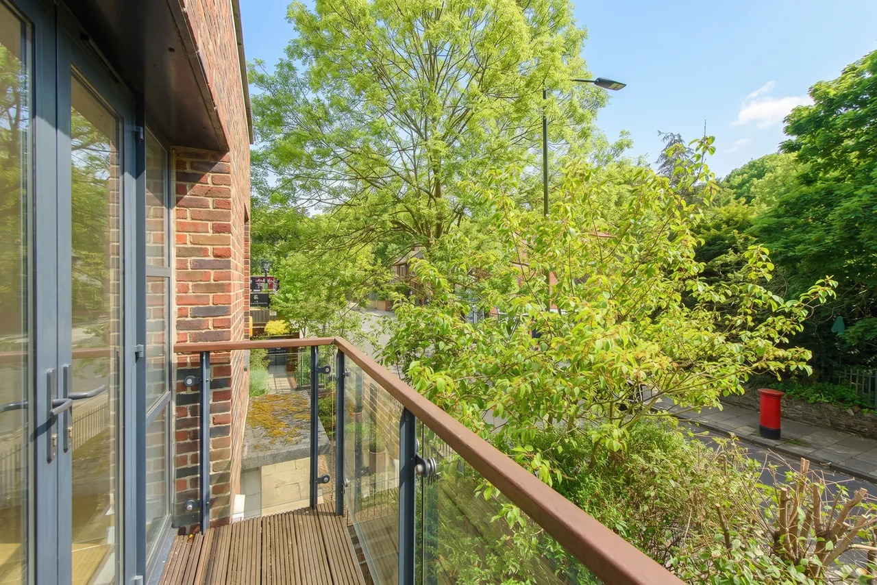 2 Heath Cut Lodge, North End Way, London, photo 12