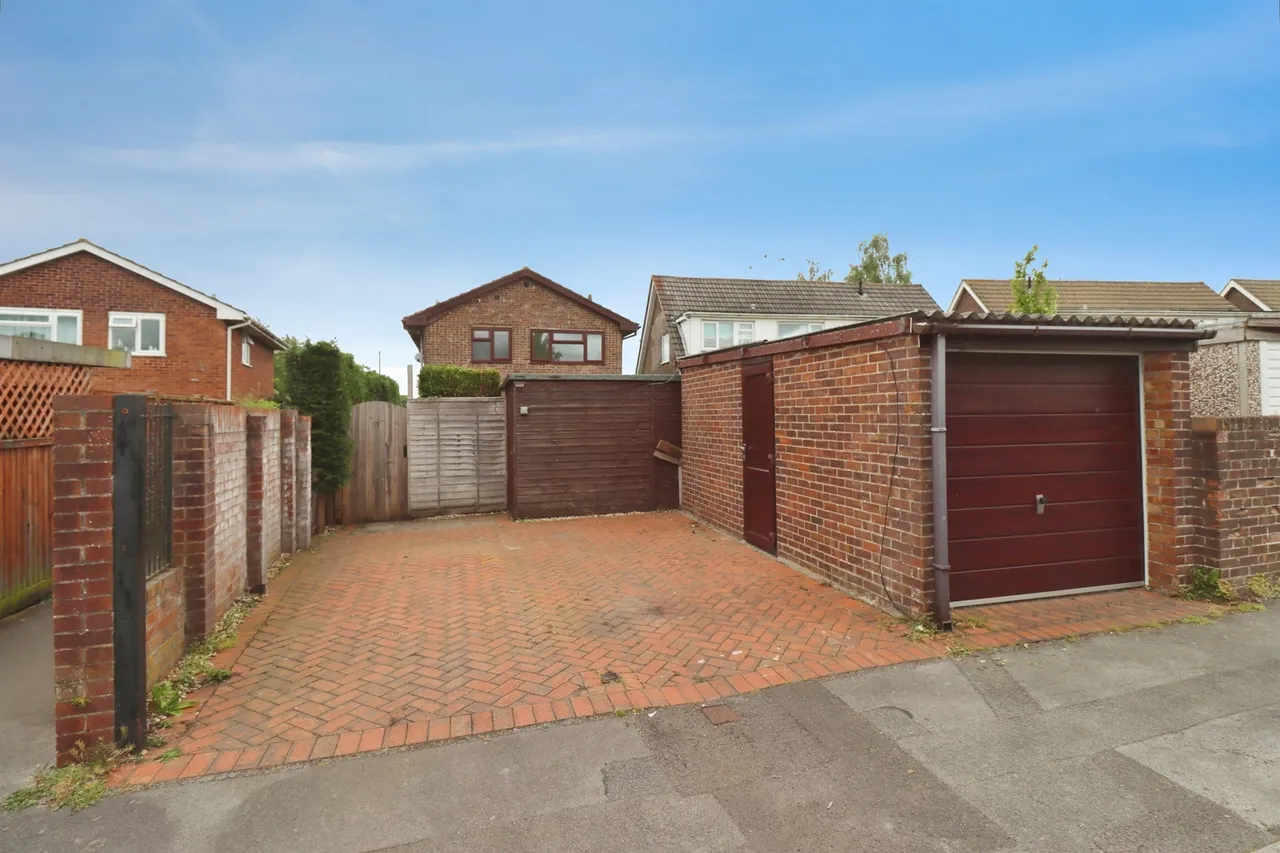 Merlin Way, Chipping Sodbury, BS37, photo 6