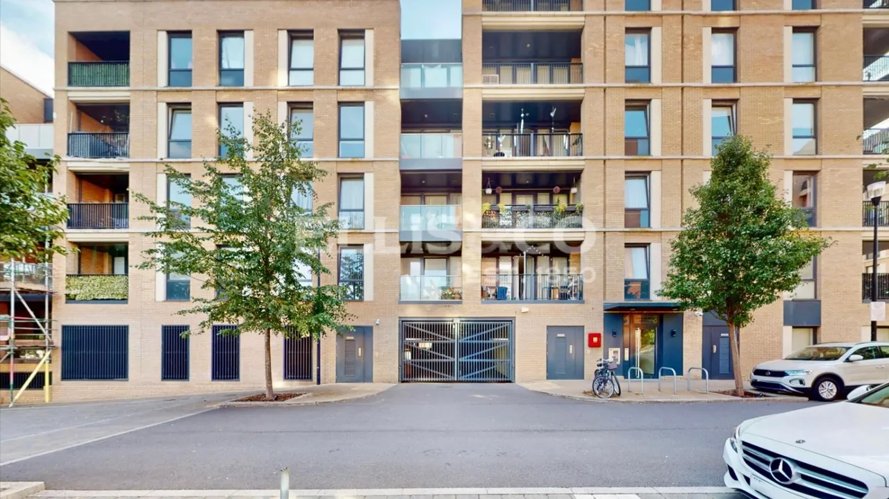 1 bed flat for sale, Addington Close, Southall, UB2