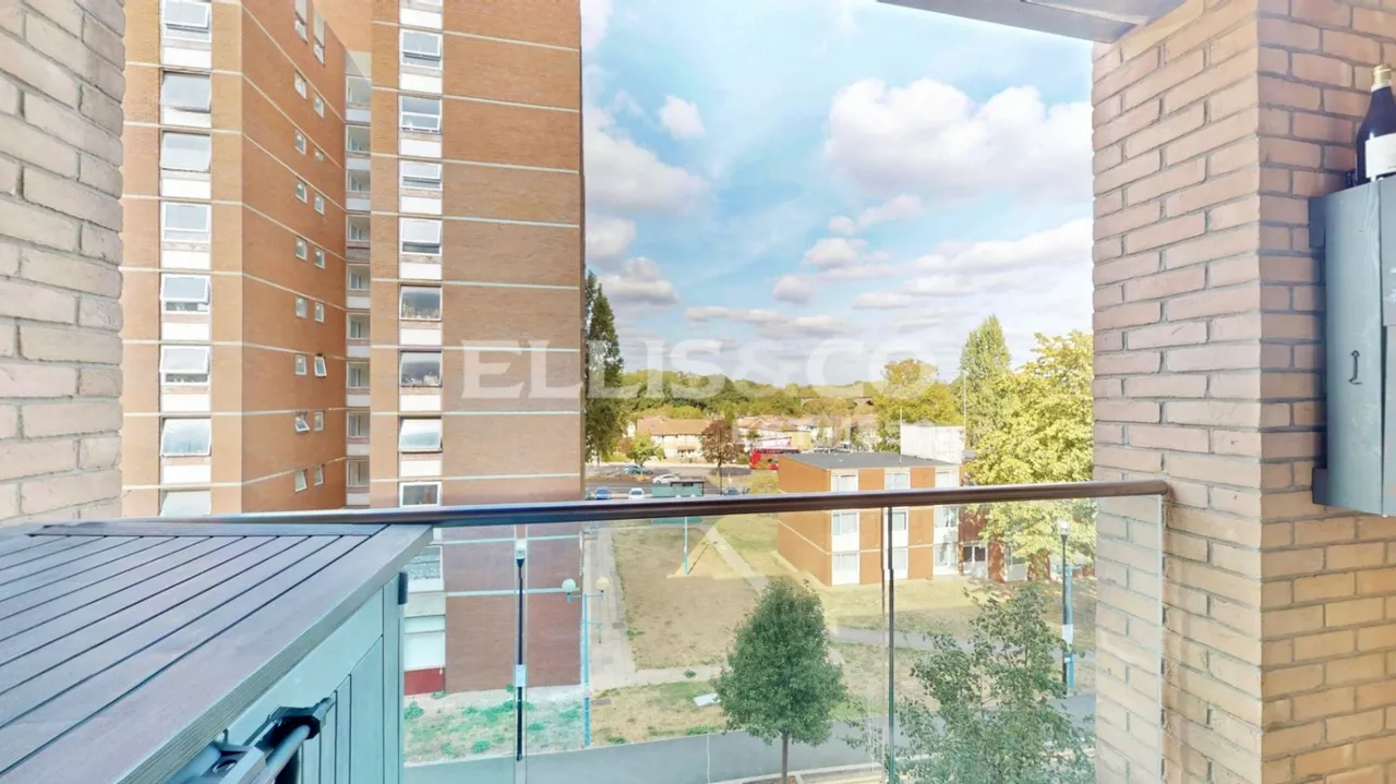 Addington Close, Southall, UB2, photo 10