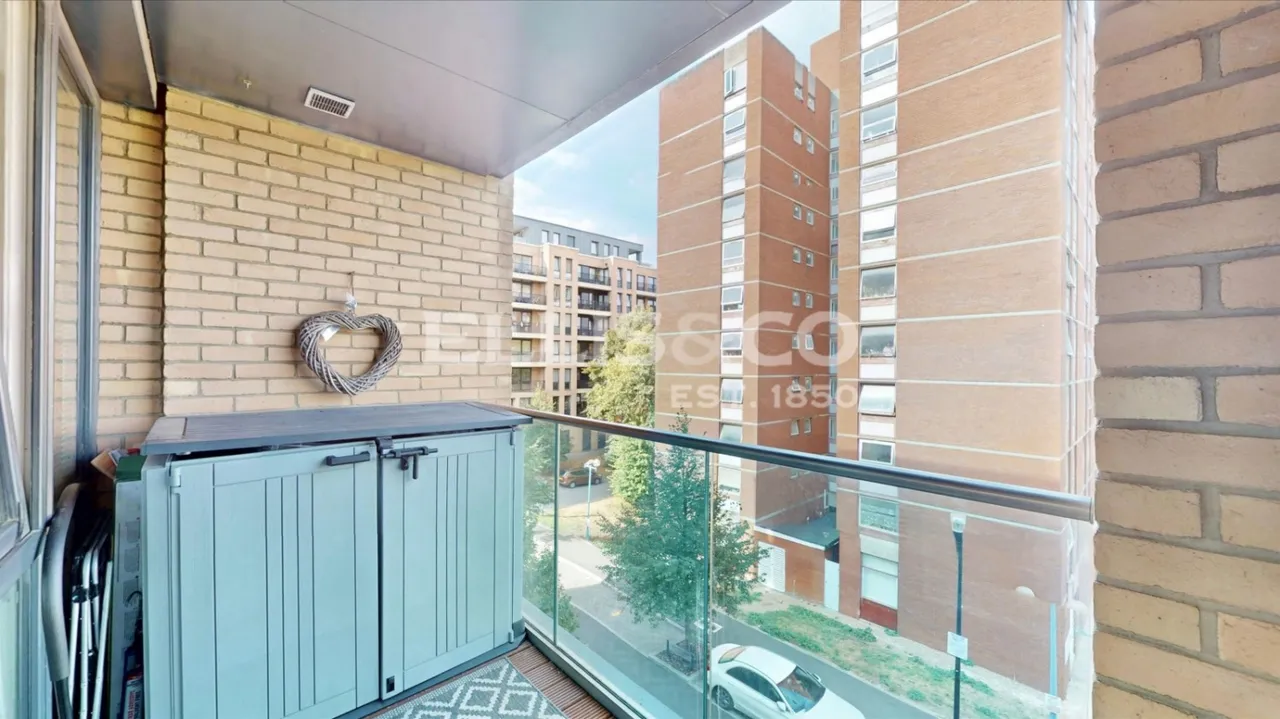 Addington Close, Southall, UB2, photo 9