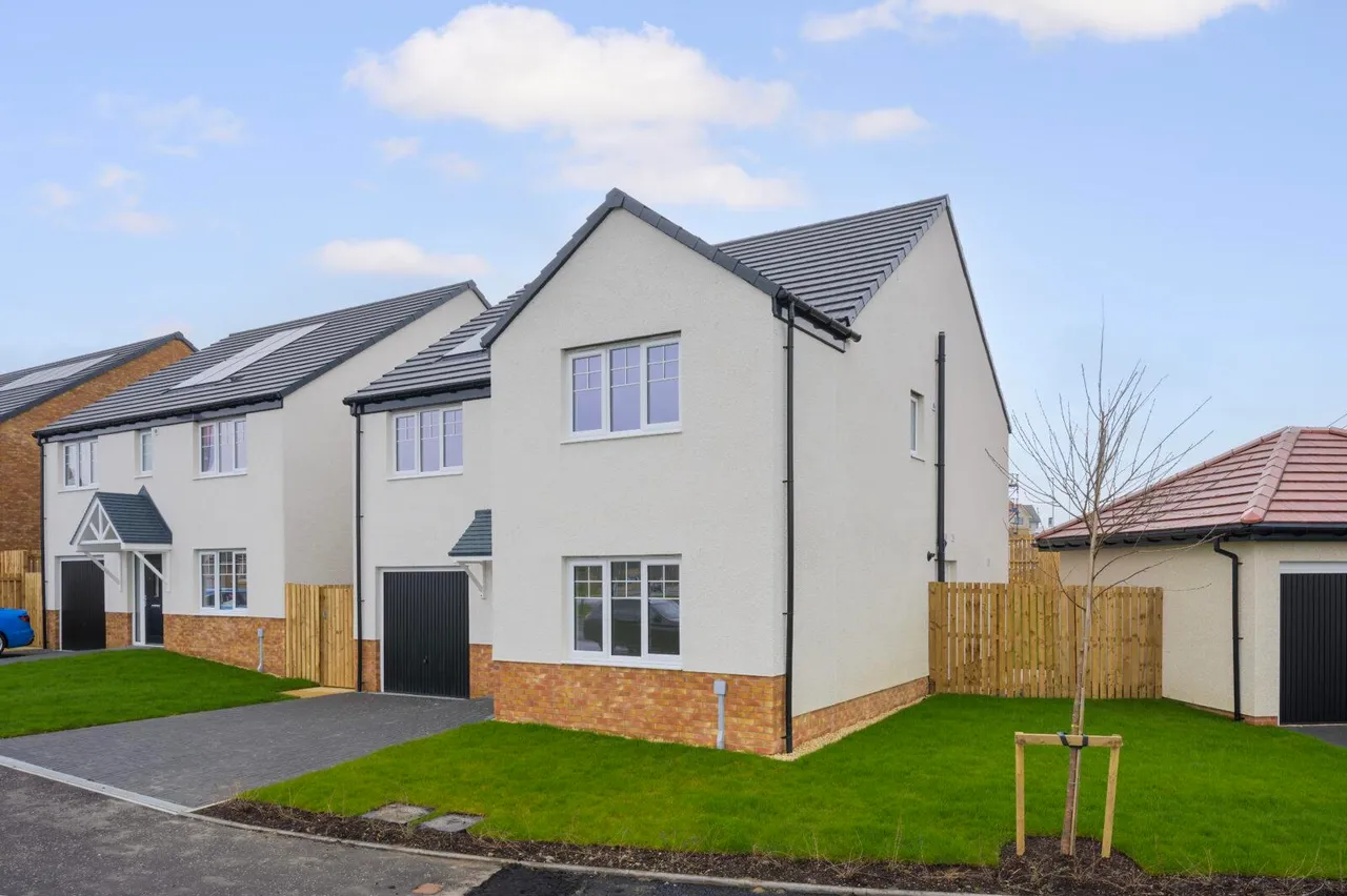 Daffodil Drive, Robroyston, G33 6PQ, photo 42