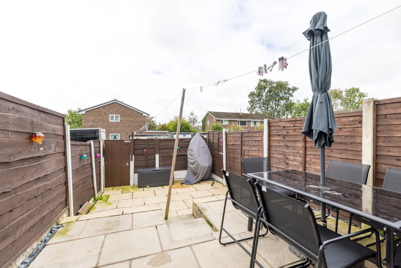 Ashbourne Avenue, Whelley, WN2, photo 12