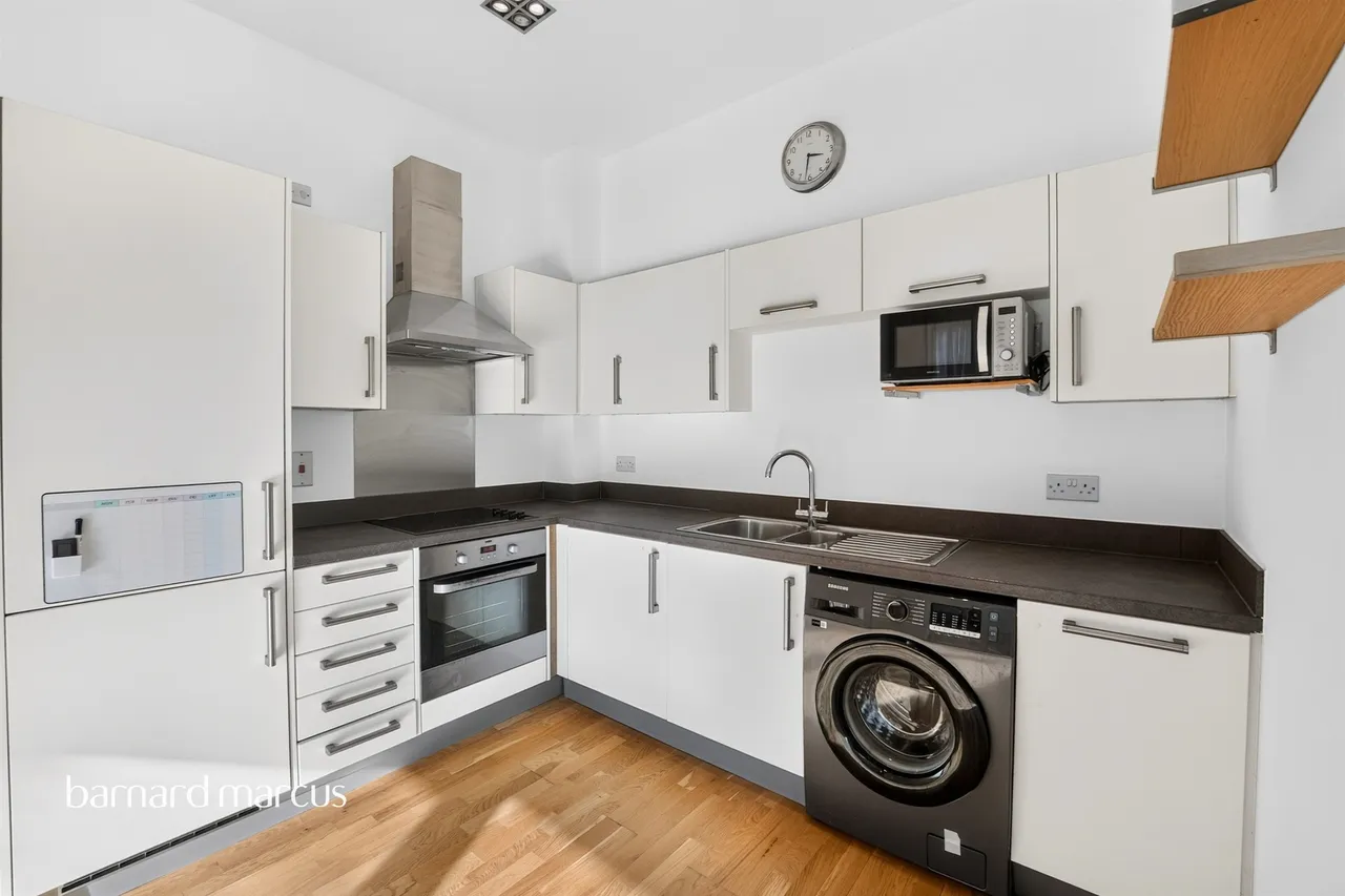 Manor Road, Wallington, SM6, photo 2