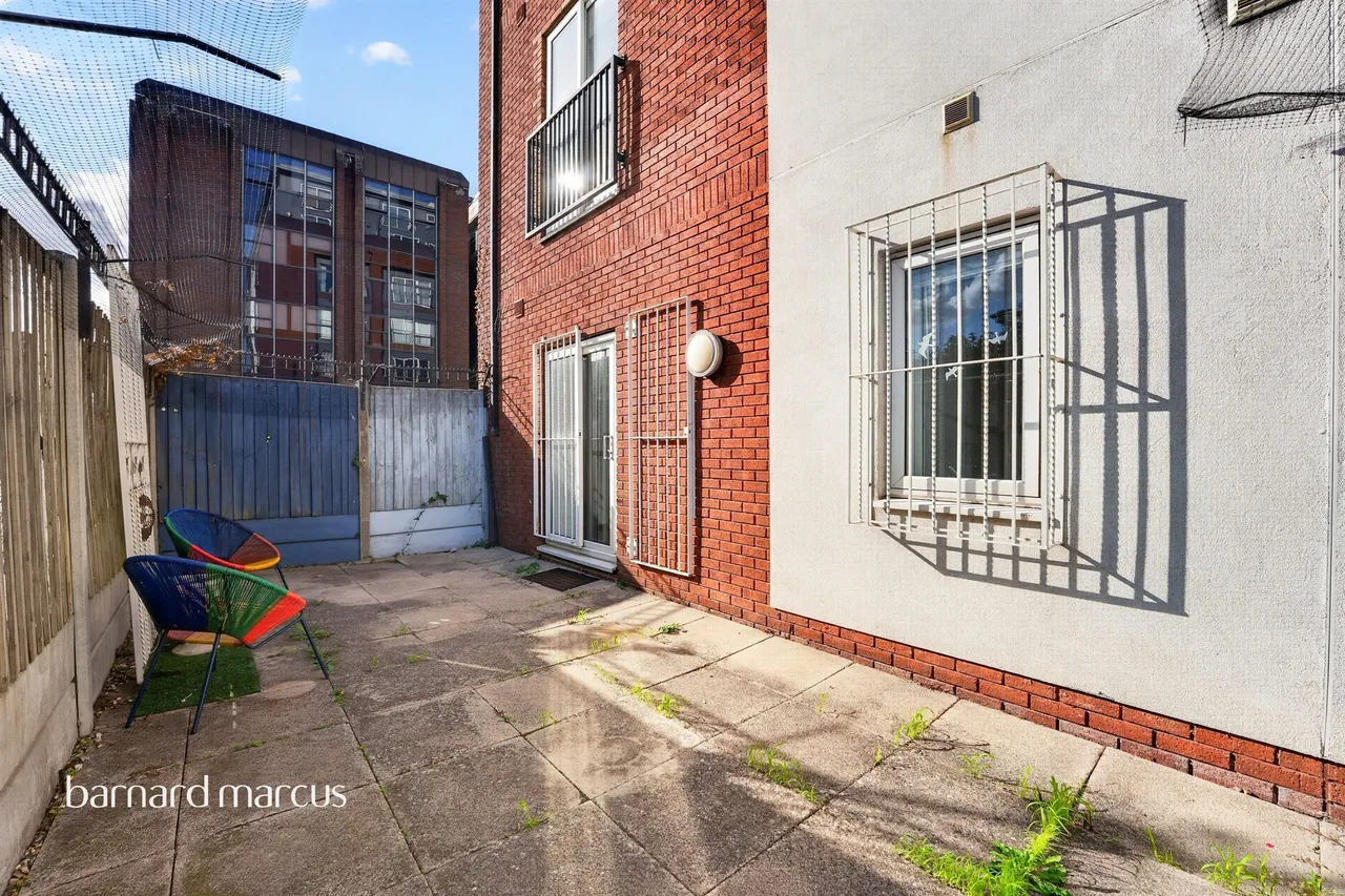 Manor Road, Wallington, SM6, photo 11