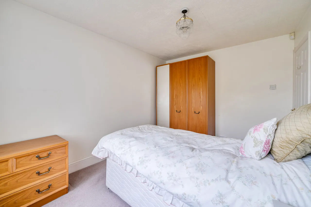 Troutbeck Close, Twyford, RG10, photo 13