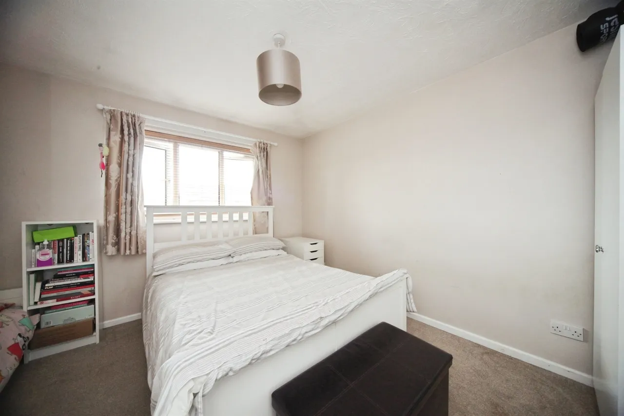 Evans Close, Houghton Regis, Dunstable, photo 9