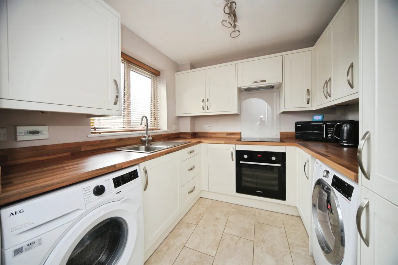 Evans Close, Houghton Regis, Dunstable, photo 8