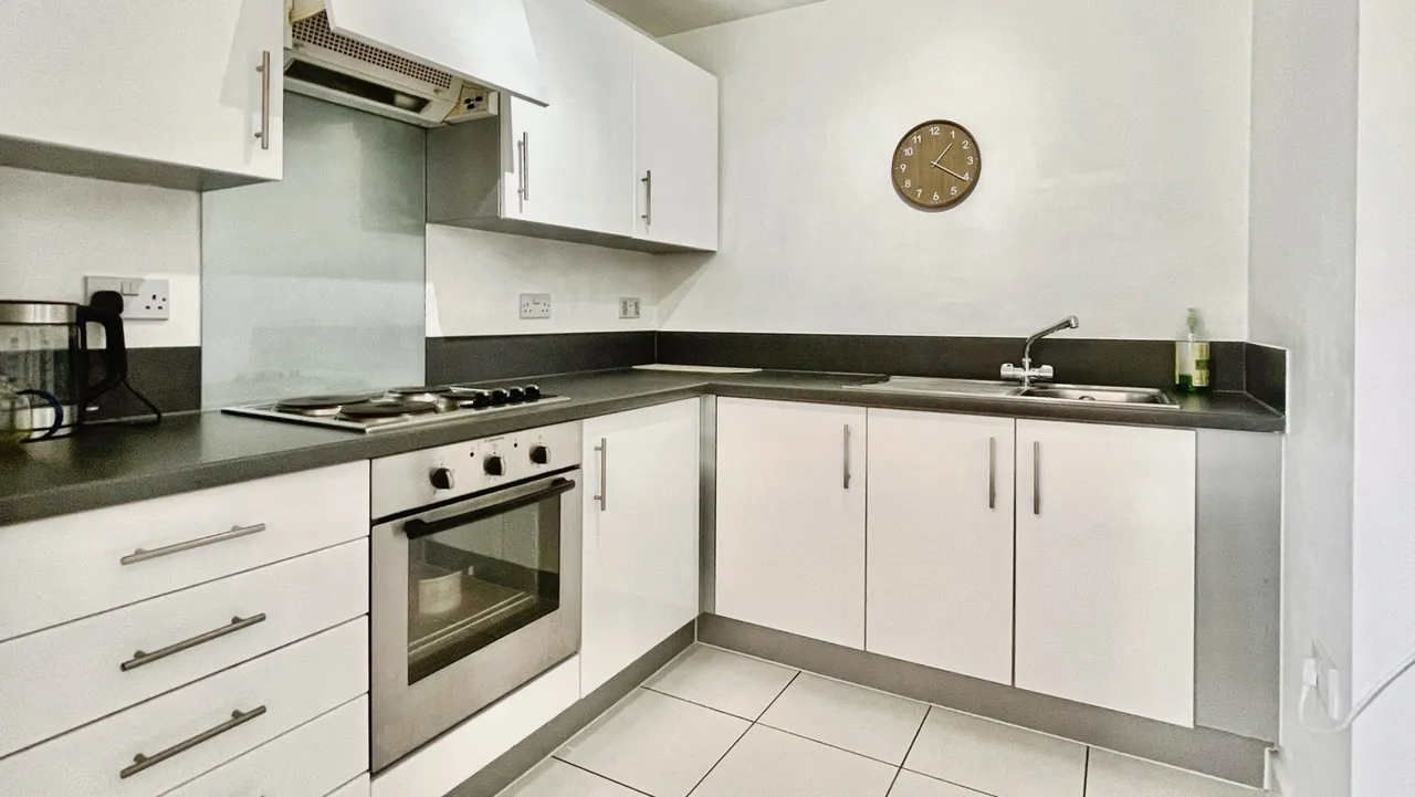 Blackheath Road, London, SE10, photo 4