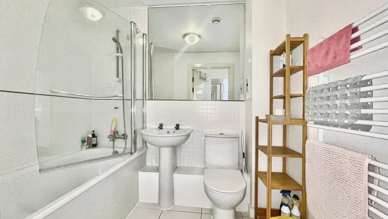 Blackheath Road, London, SE10, photo 15
