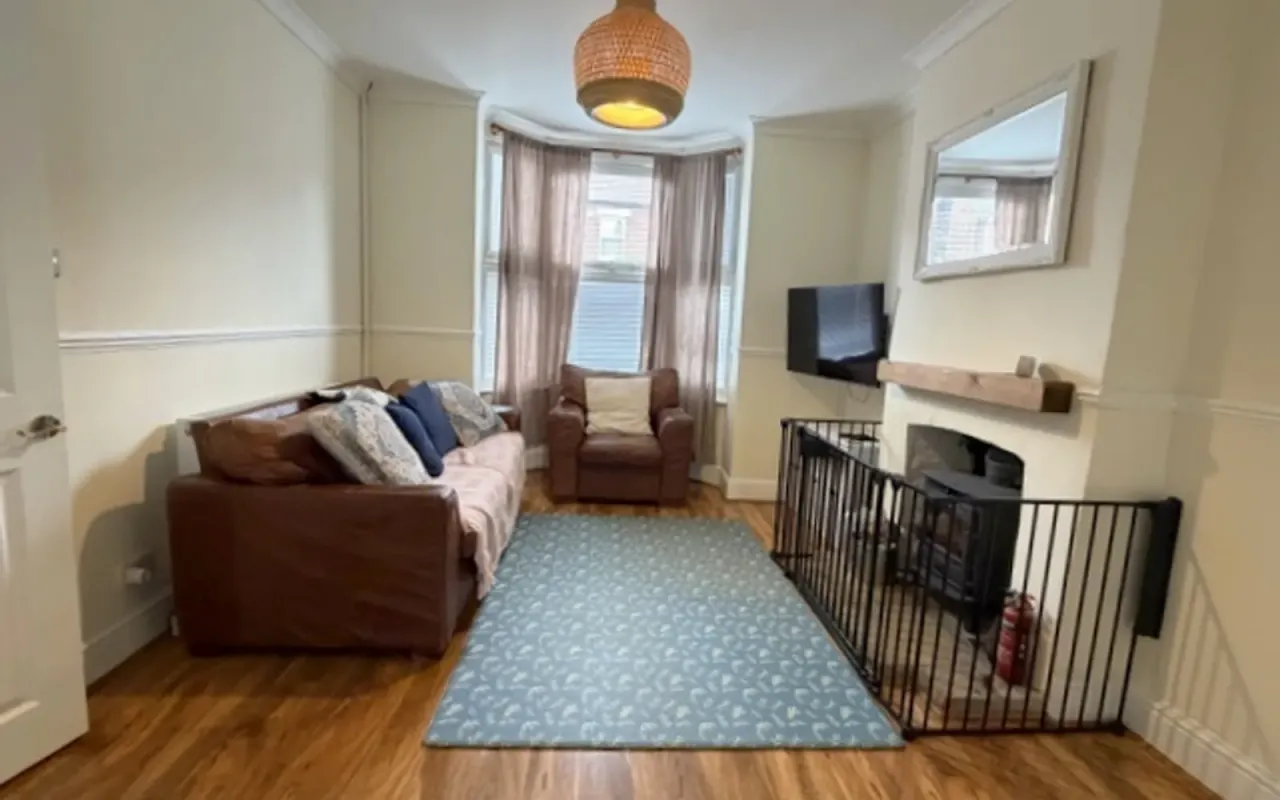 St Leonards Avenue, Bedford MK42 0RB, photo 2