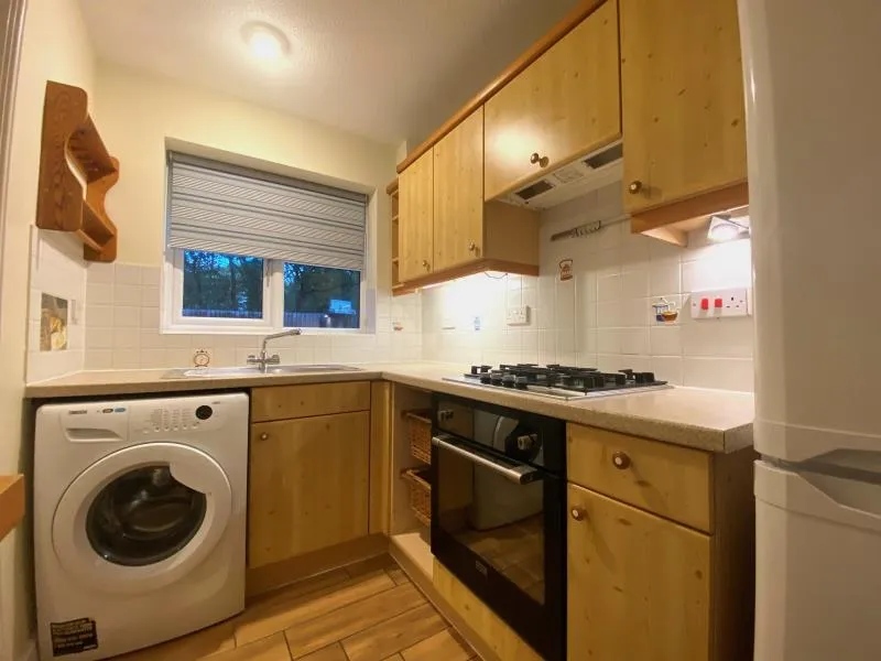 Juniper Road, Farnborough, GU14, photo 6