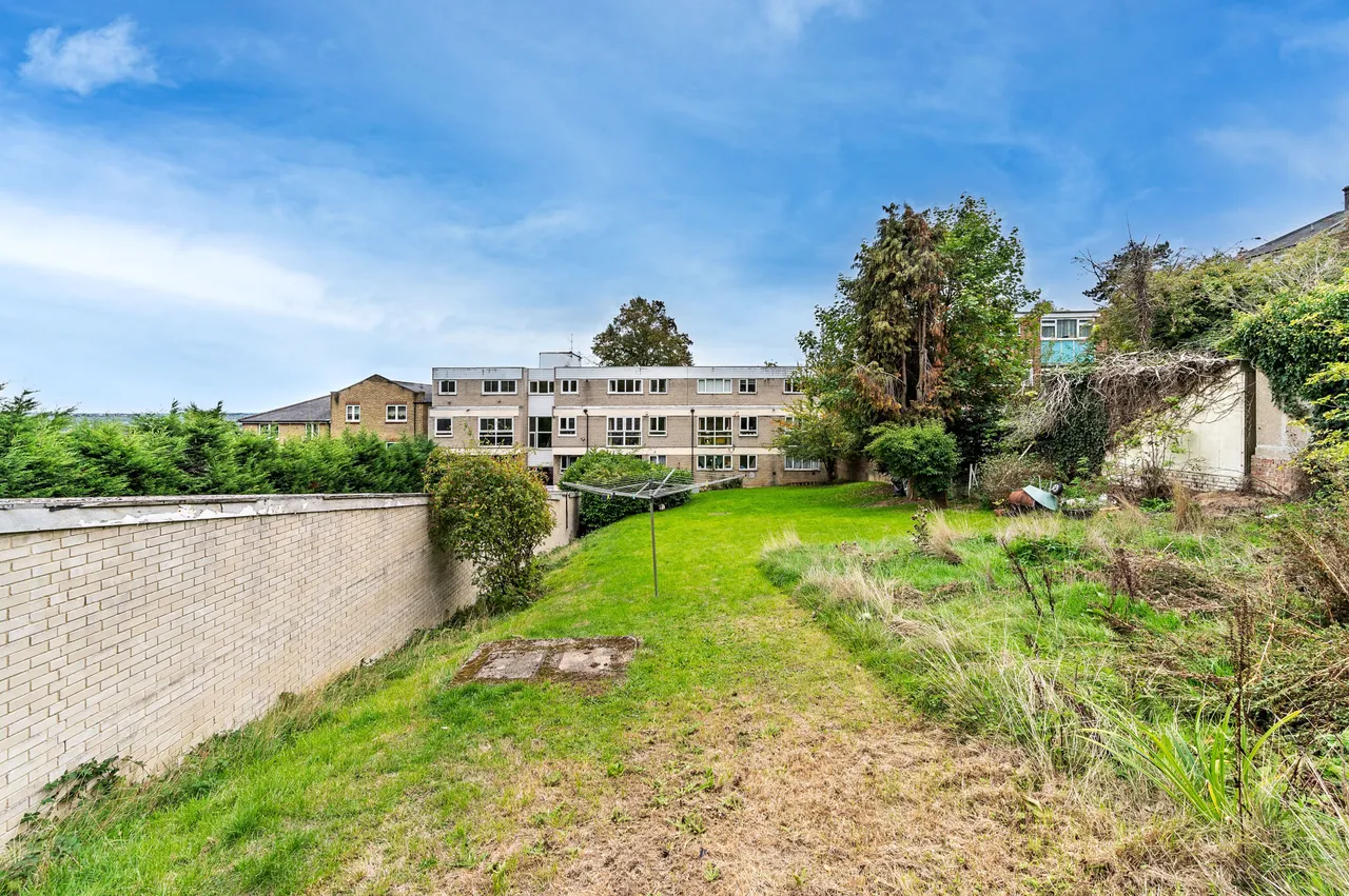 7 Cypress Lodge, Cypress Road, London, photo 9