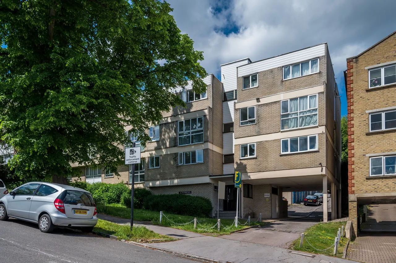 7 Cypress Lodge, Cypress Road, London, photo 10