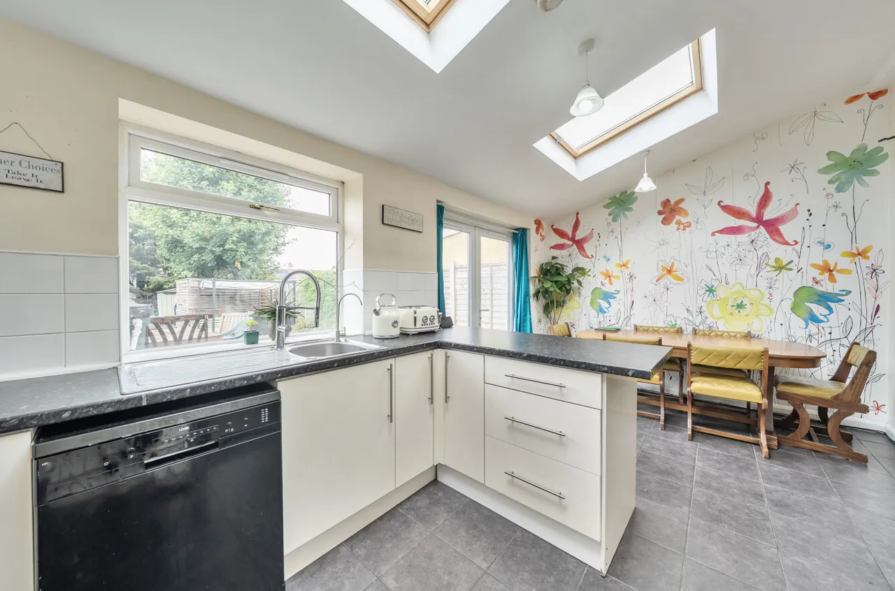 Queens Road, Gravesend, DA12, photo 10