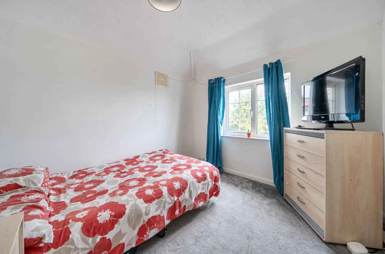 Queens Road, Gravesend, DA12, photo 2
