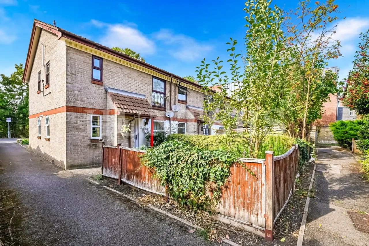 Portland Road, London, N15, photo 2