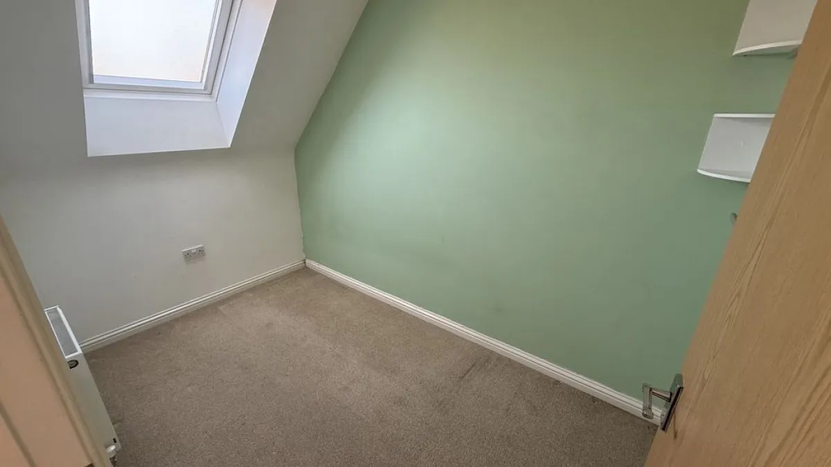 Iris Crescent, Lincoln, photo 9