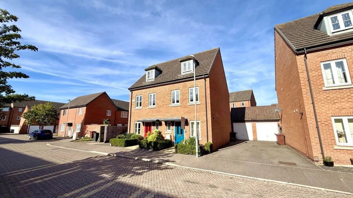 Iris Crescent, Lincoln, photo 6