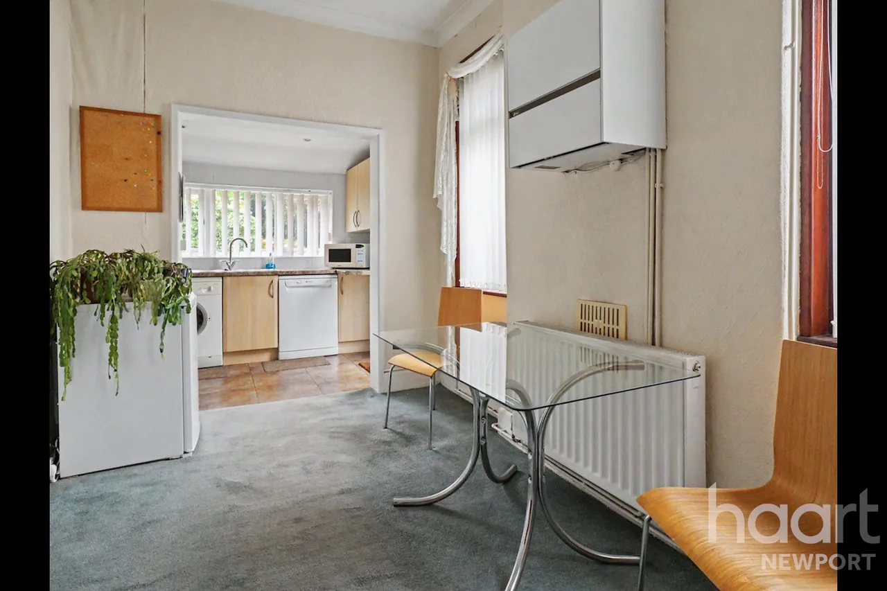 St Julians Road, Newport, NP19, photo 6