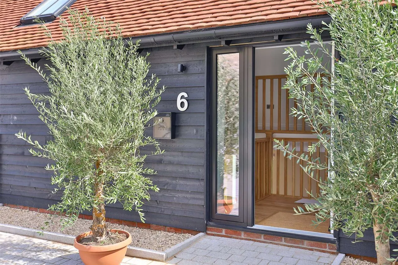 St Mary's Barns, Church Hill, DT10, photo 13