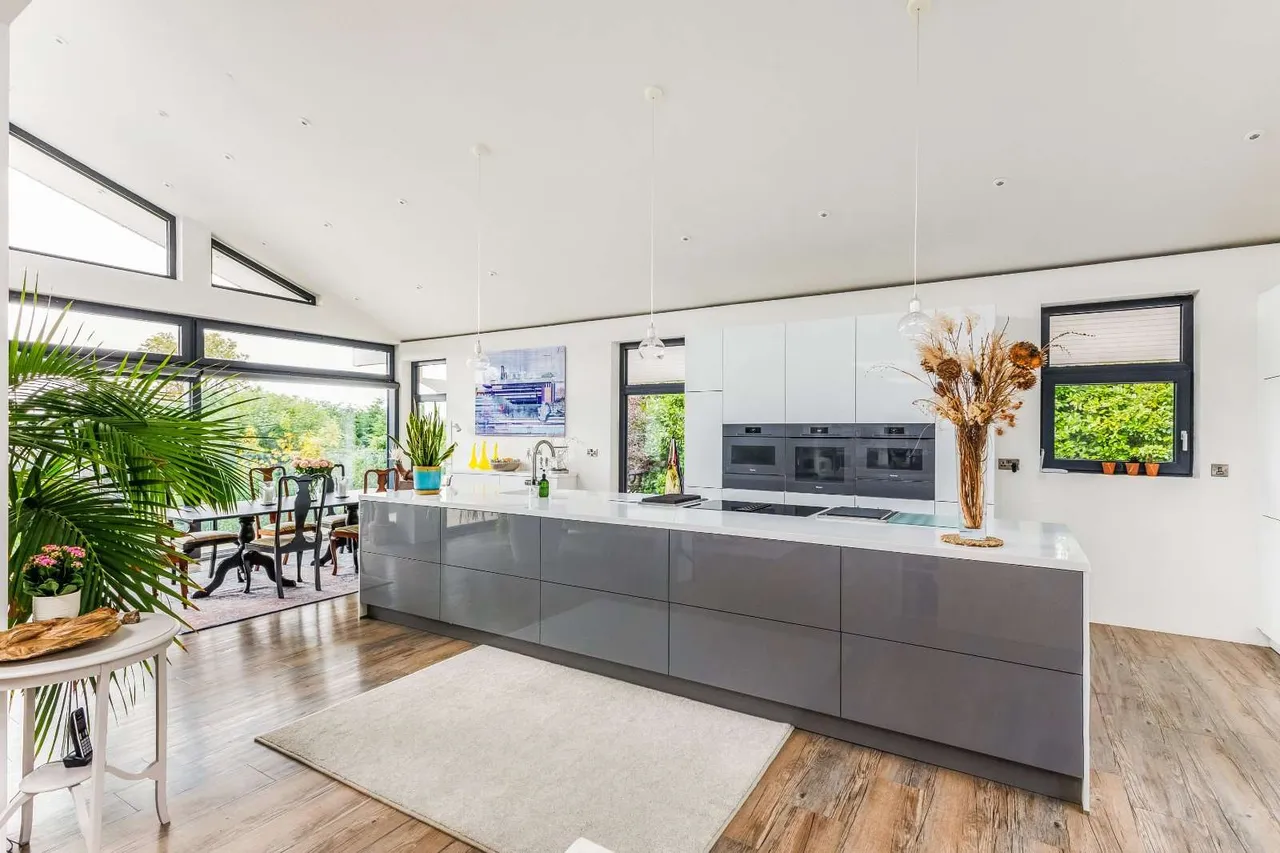 Cheltenham Road, Painswick, Stroud, Gloucestershire, GL6 6TW, photo 5