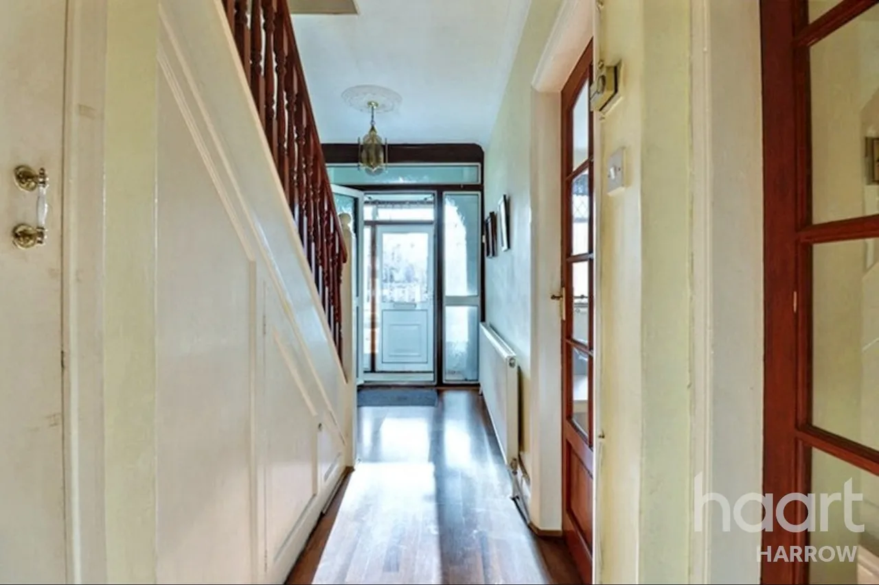 Portland Crescent, Stanmore, HA7, photo 11