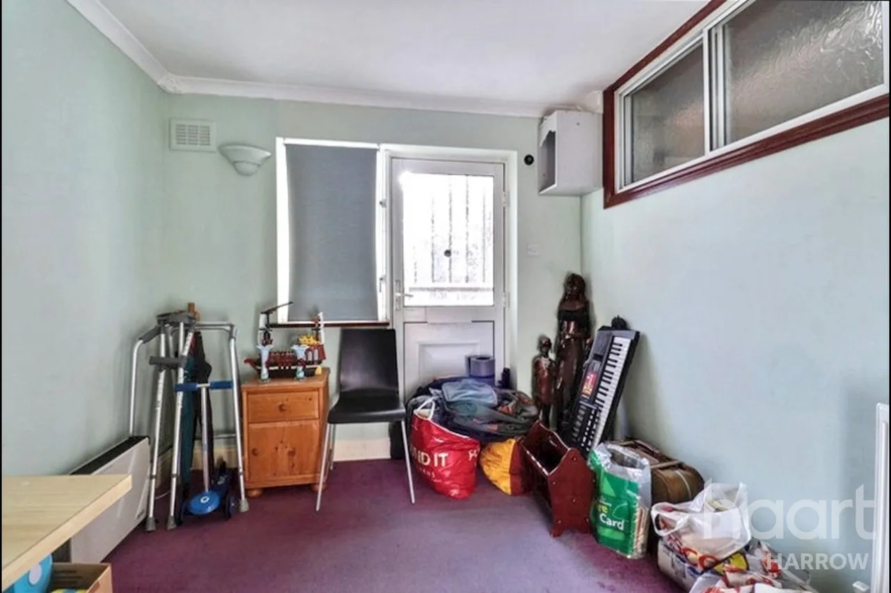 Portland Crescent, Stanmore, HA7, photo 10