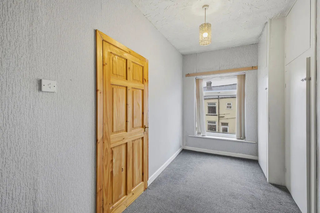 Rochdale Road Shaw, Oldham OL2 7JT, photo 12