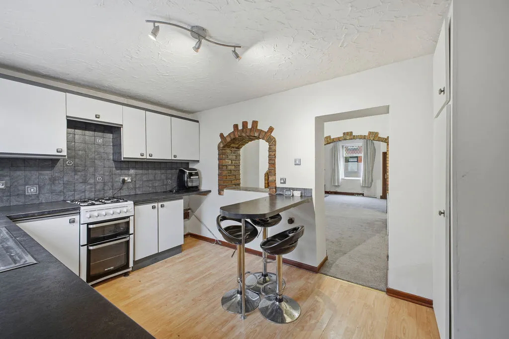 Rochdale Road Shaw, Oldham OL2 7JT, photo 7