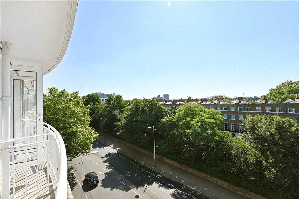 Kensington High Street, London, W14, photo 7