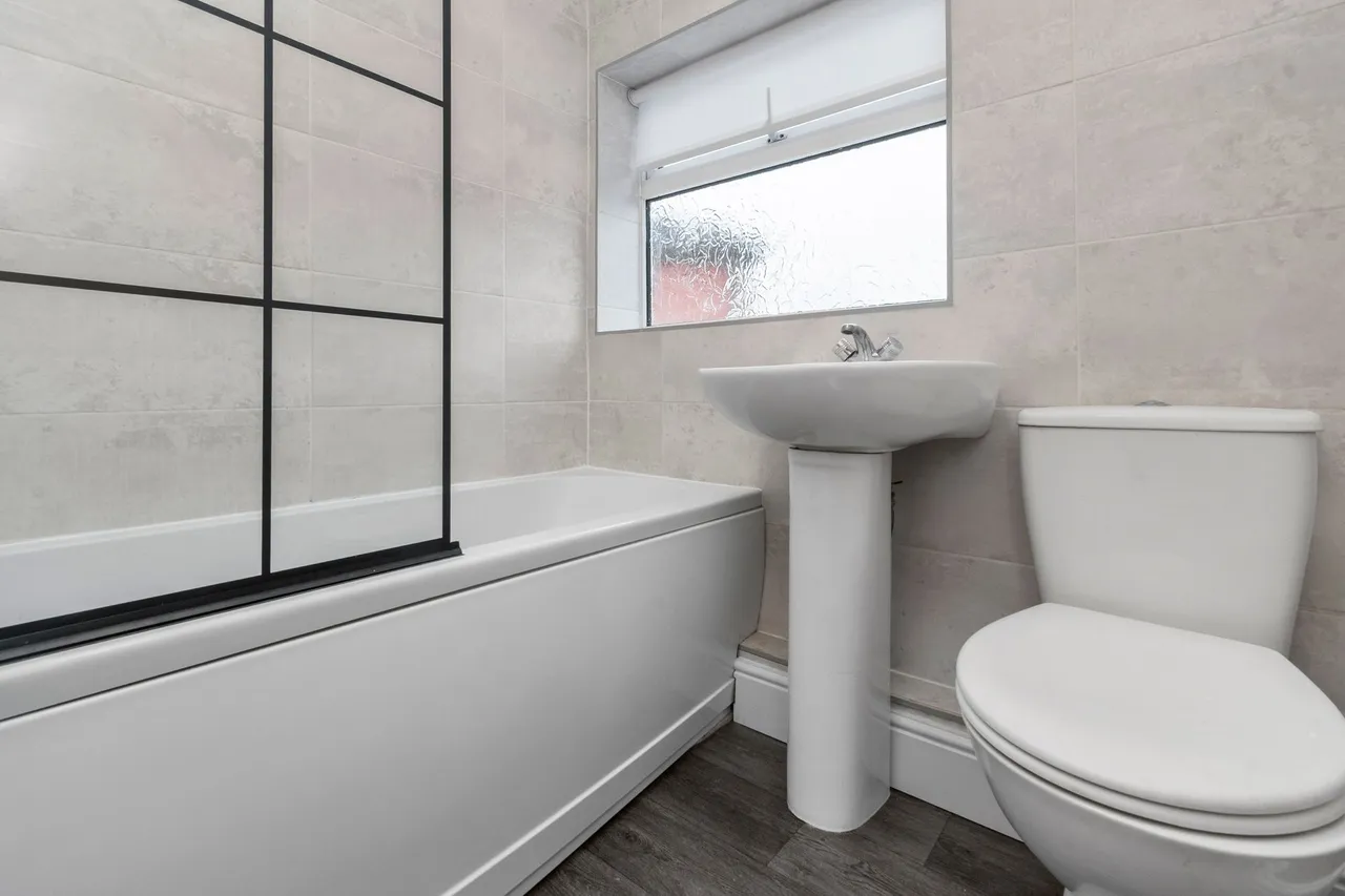 Beechwood Grove, Prescot, L35 5AX, photo 12