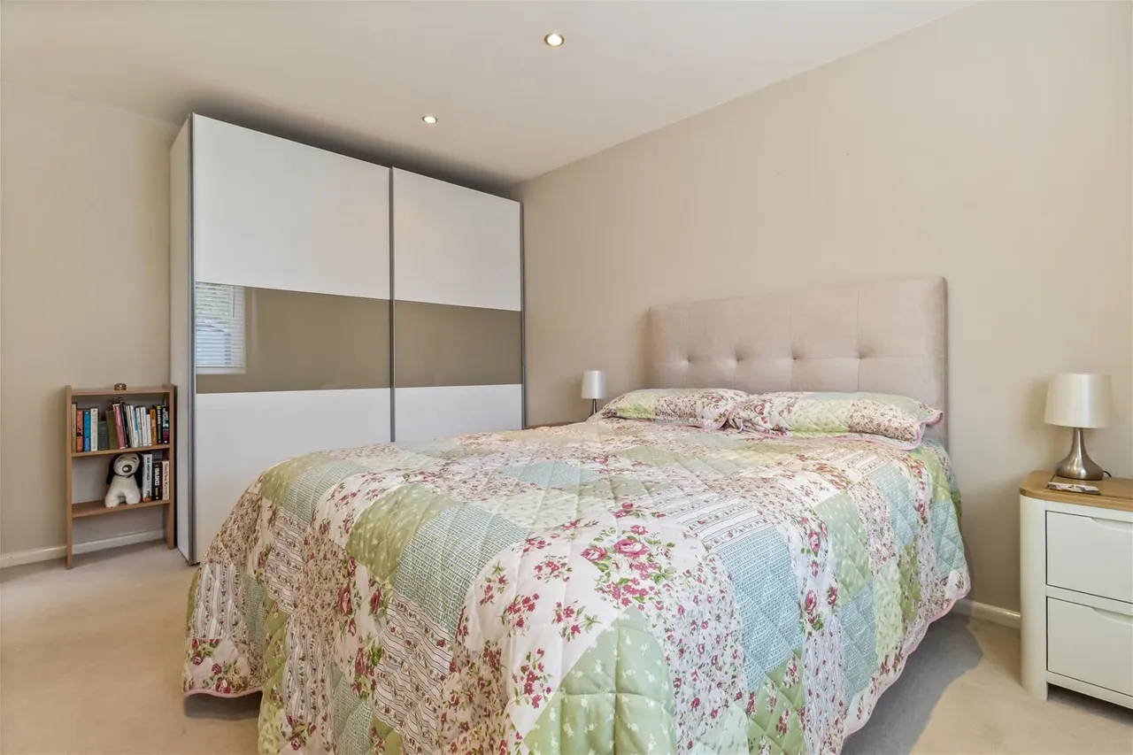 Loxwood Avenue, Worthing, photo 9