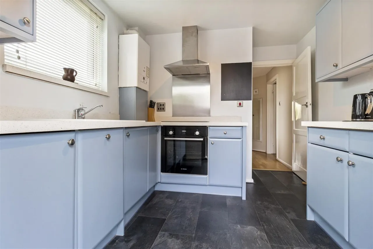 Loxwood Avenue, Worthing, photo 5