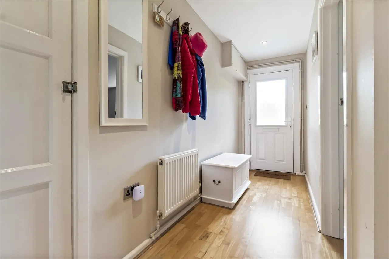 Loxwood Avenue, Worthing, photo 12