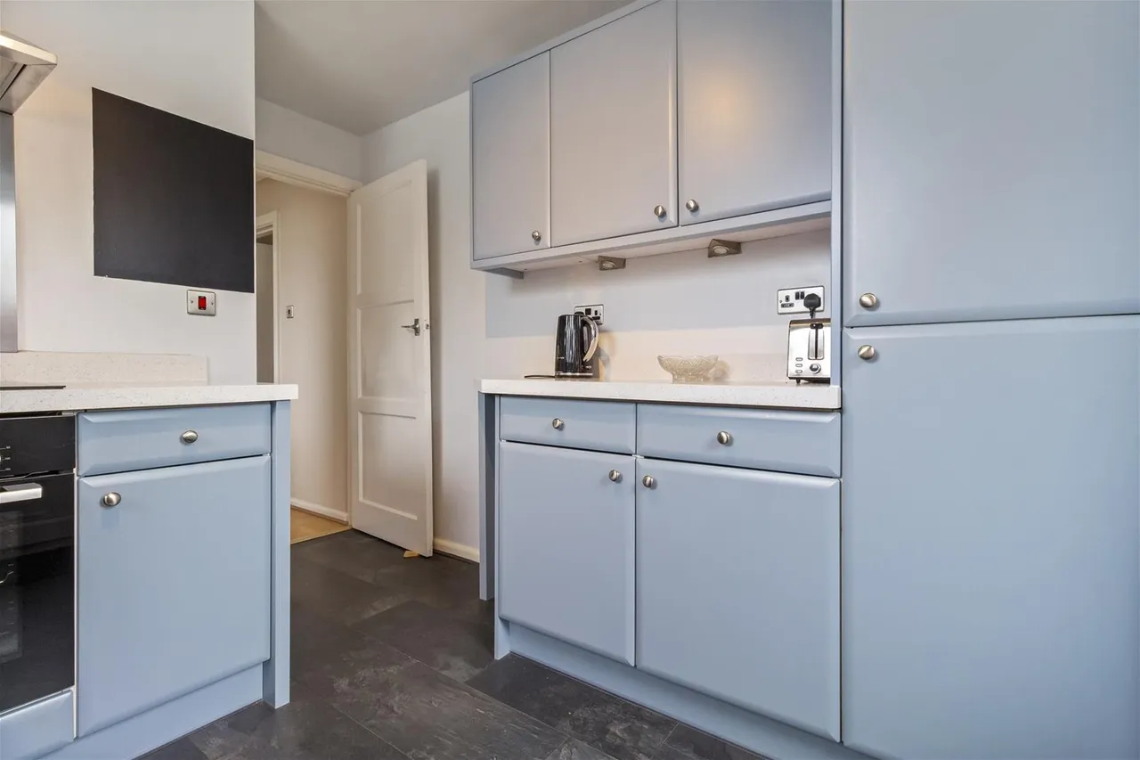 Loxwood Avenue, Worthing, photo 6