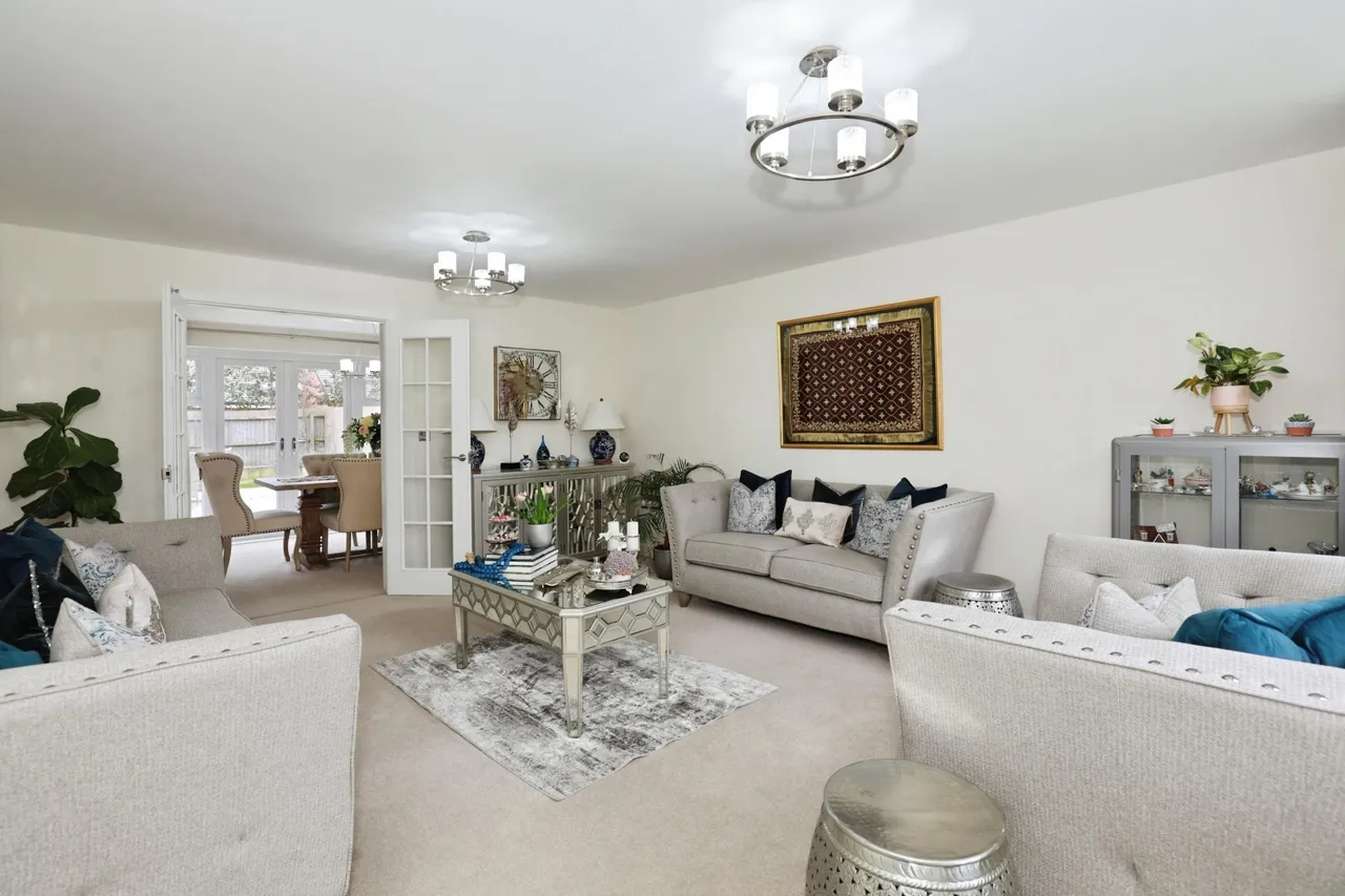 Josiah Drive, Barlaston, ST12, photo 2