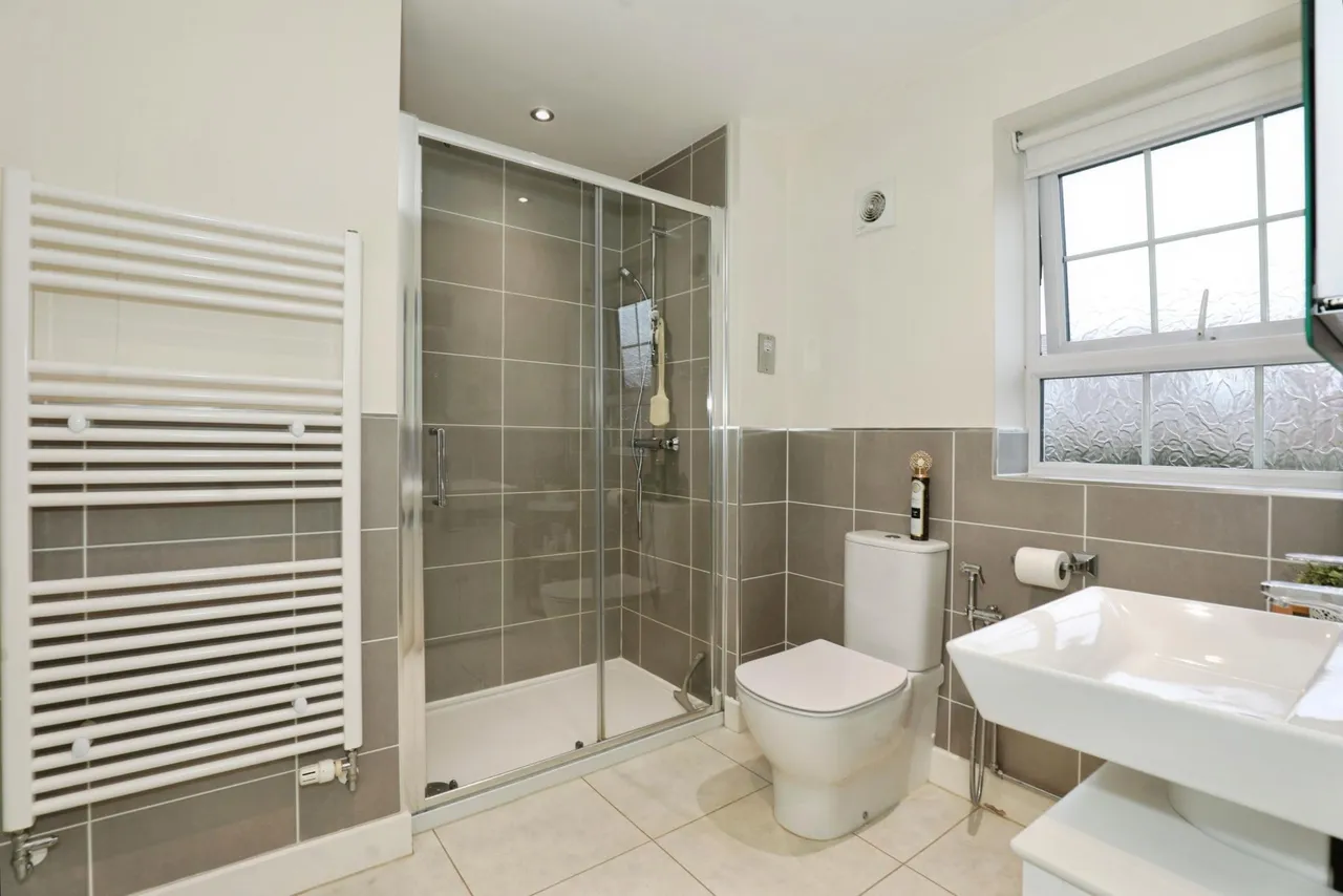Josiah Drive, Barlaston, ST12, photo 20