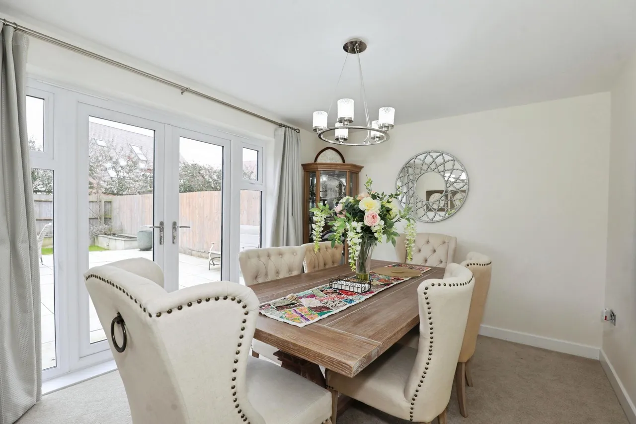 Josiah Drive, Barlaston, ST12, photo 11