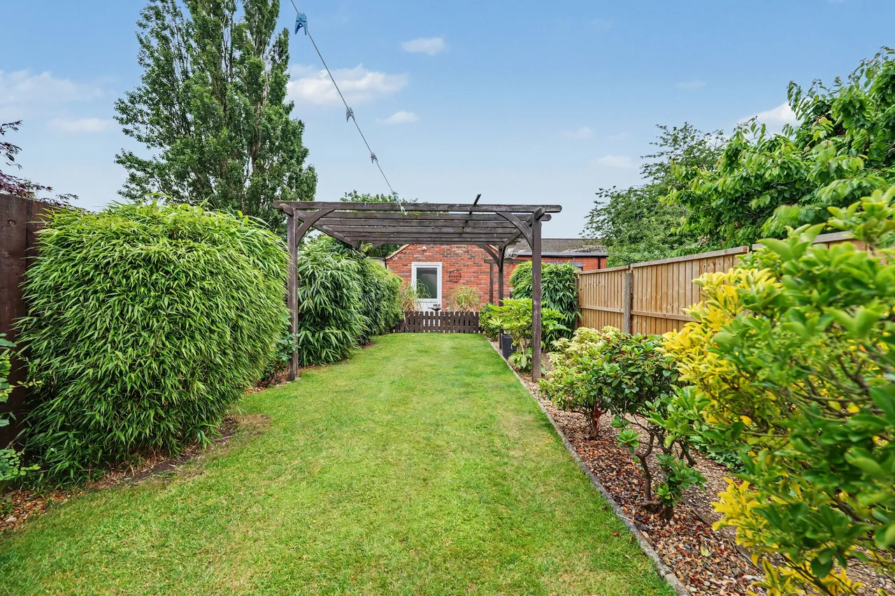 Camp Hill Road, Nuneaton, CV10, photo 16