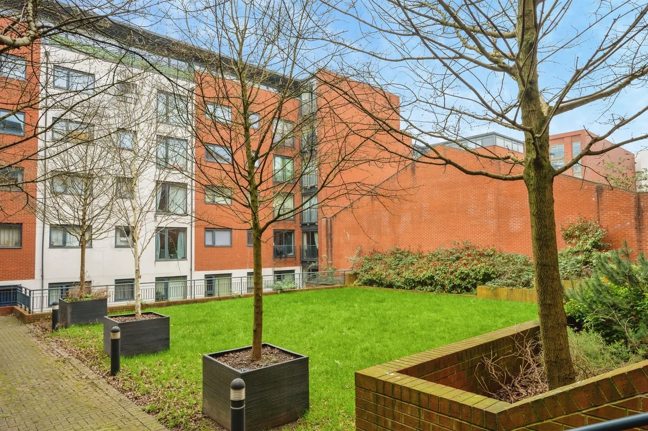2 bed flat for sale — Cheapside, Deritend, Birmingham