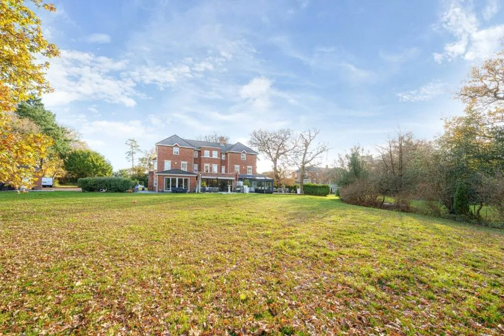 Denham Road, Iver, SL0, photo 9
