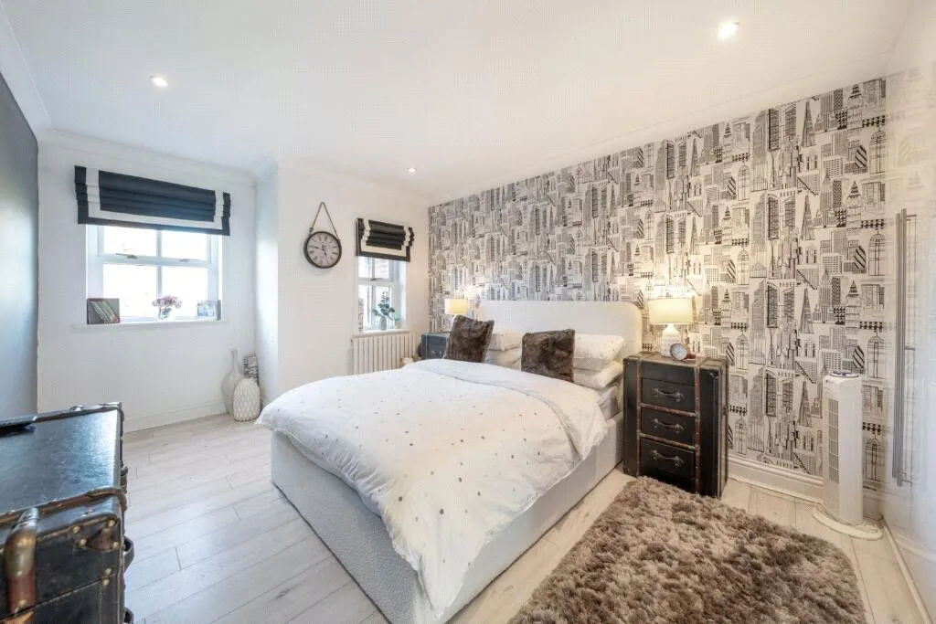 Denham Road, Iver, SL0, photo 15