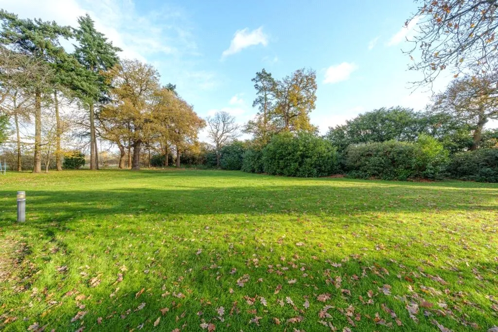 Denham Road, Iver, SL0, photo 21