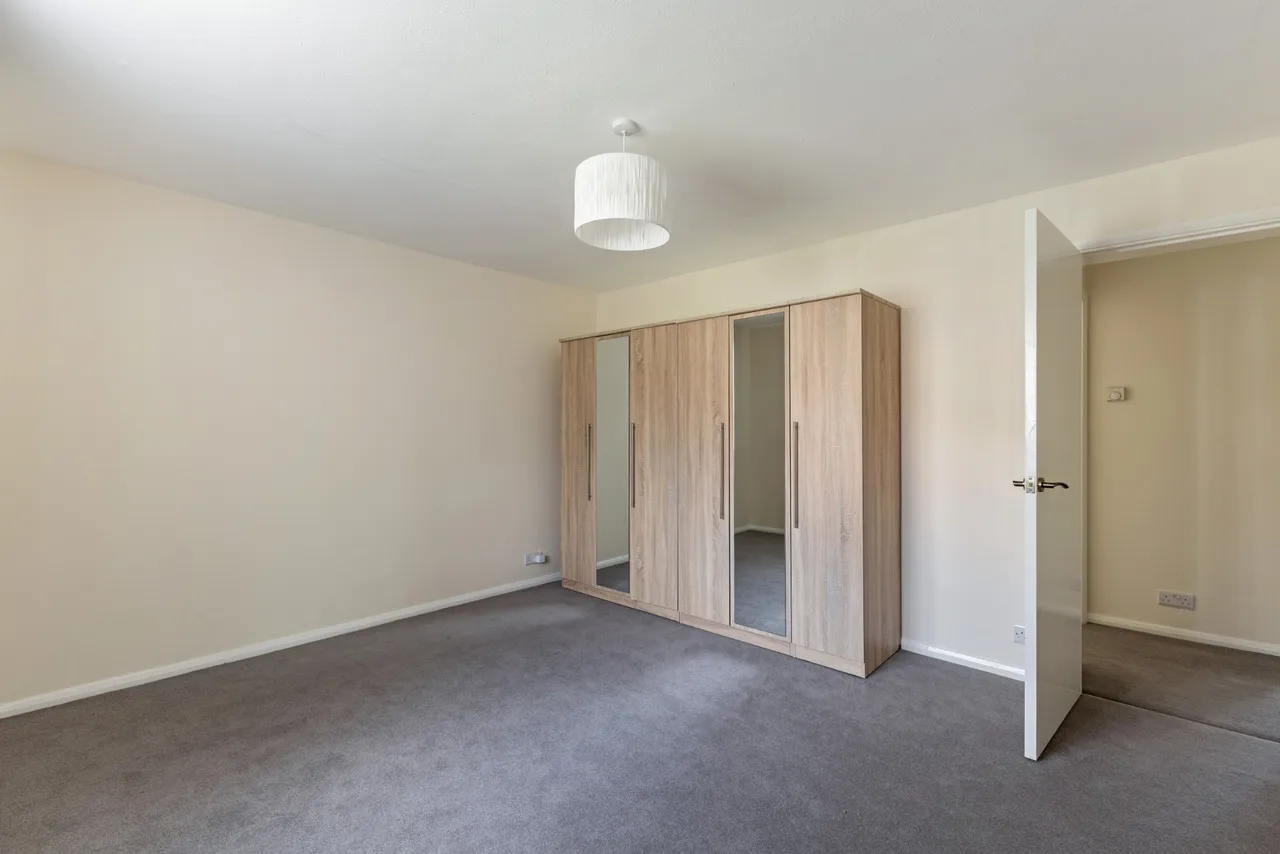 Virginia Water, Surrey, GU25 4AQ, photo 6